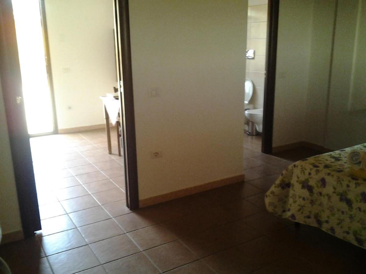Agriturismo Su Nuratolu Villa Sagama Стая снимка